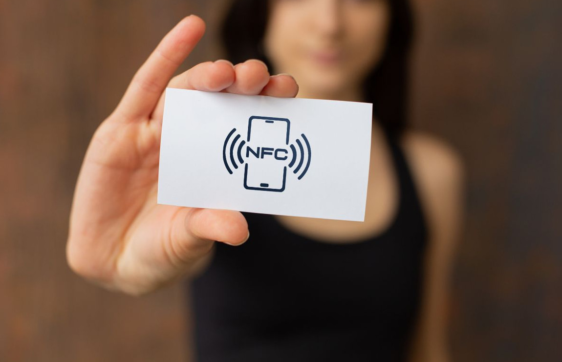 Imagen del artículo sobre tarjetas NFC y reseñas en Google
